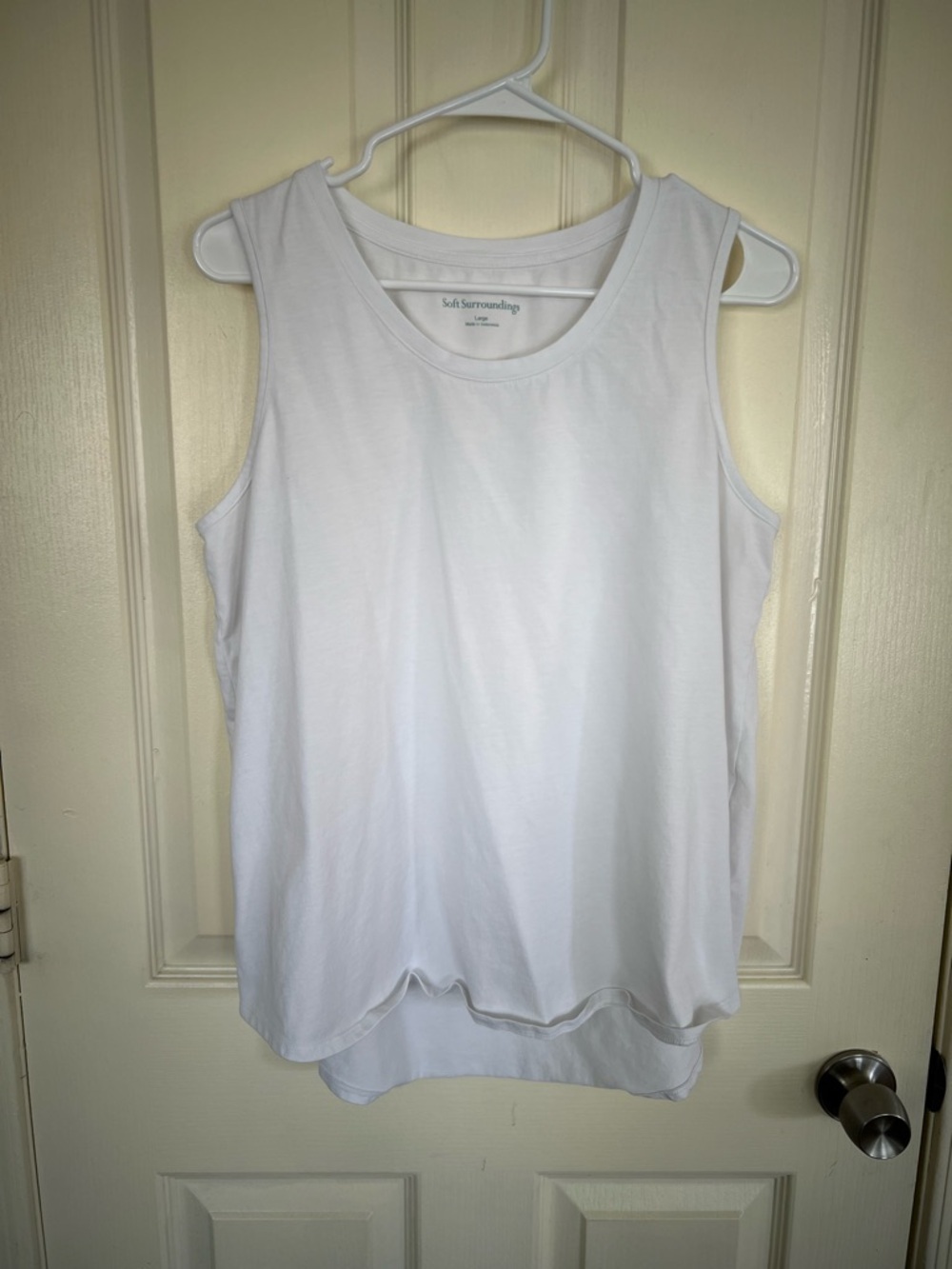 Soft Surroundings White Sleeveless Tank Top L Stretch Cotton Basic Layering Tee